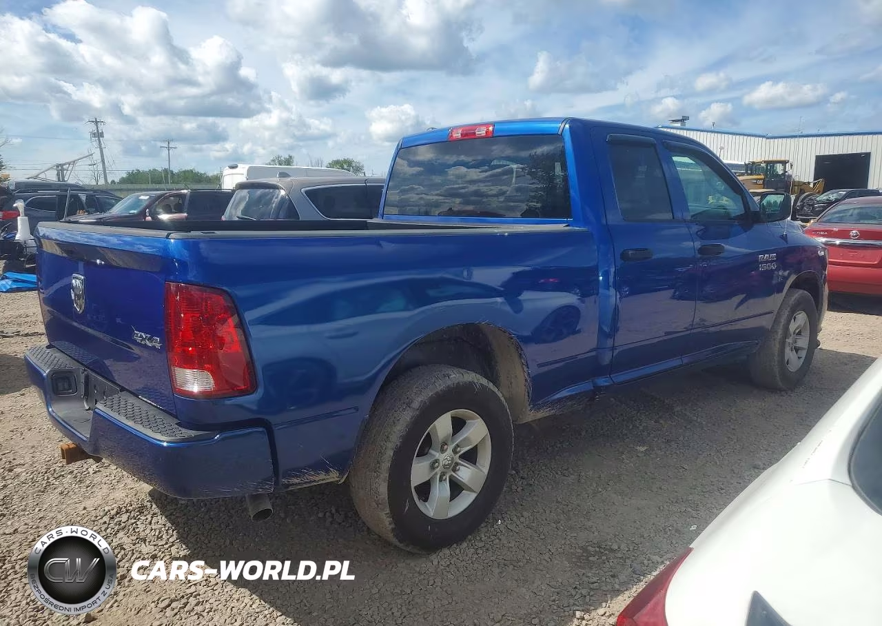 2018 Ram 1500 St VIN:1C6RR7FG4JS282201 - 3
