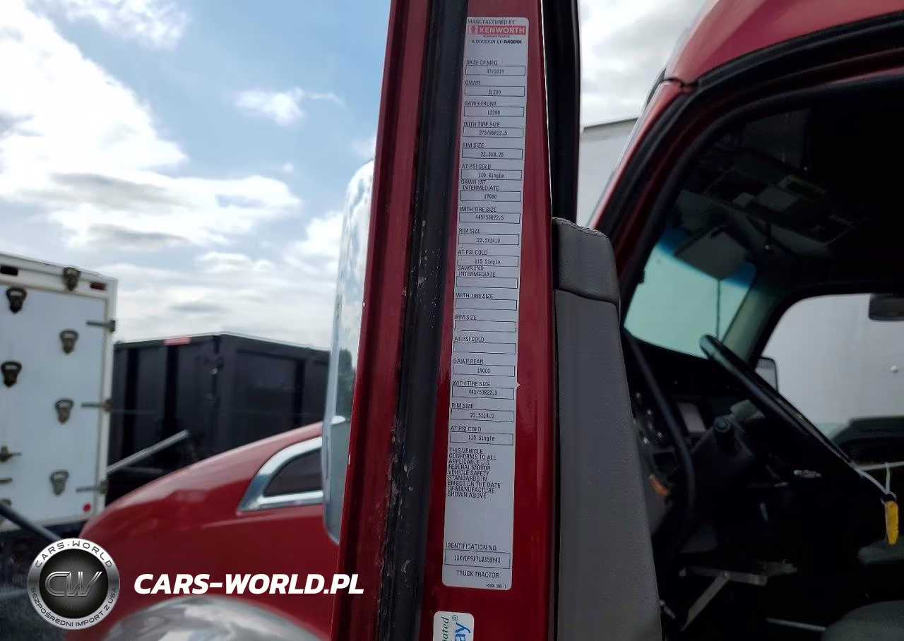 2020 Kenworth T680 VIN:1XKYDP9X7LJ358943 - 12