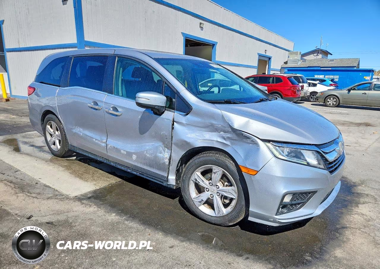 2018 Honda Odyssey Exl VIN:5FNRL6H71JB072833 - 4