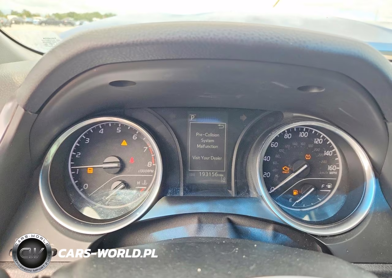2018 Toyota Camry Se VIN:4T1B11HK7JU054421 - 9