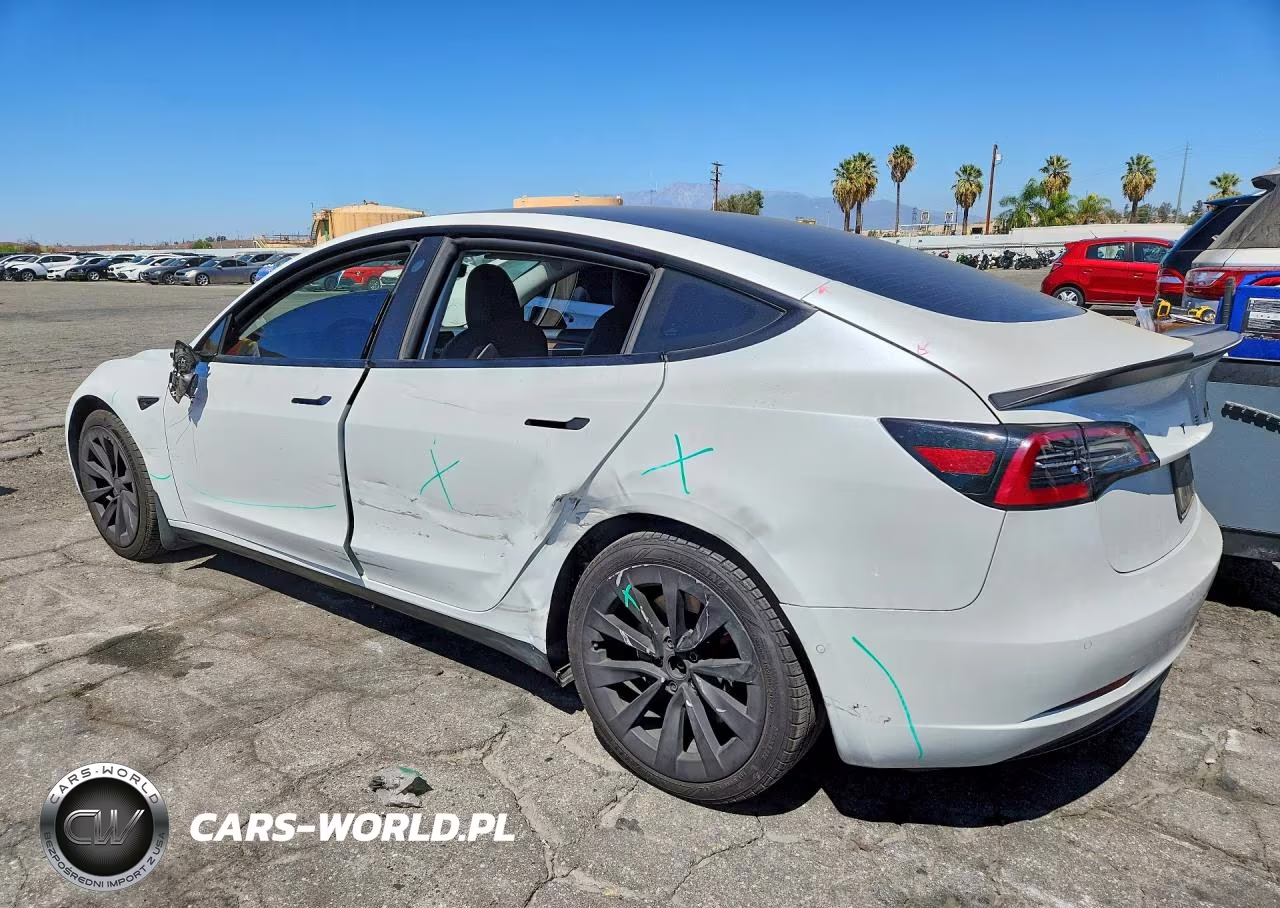 2022 Tesla Model 3 VIN:5YJ3E1EB4NF132752 - 2