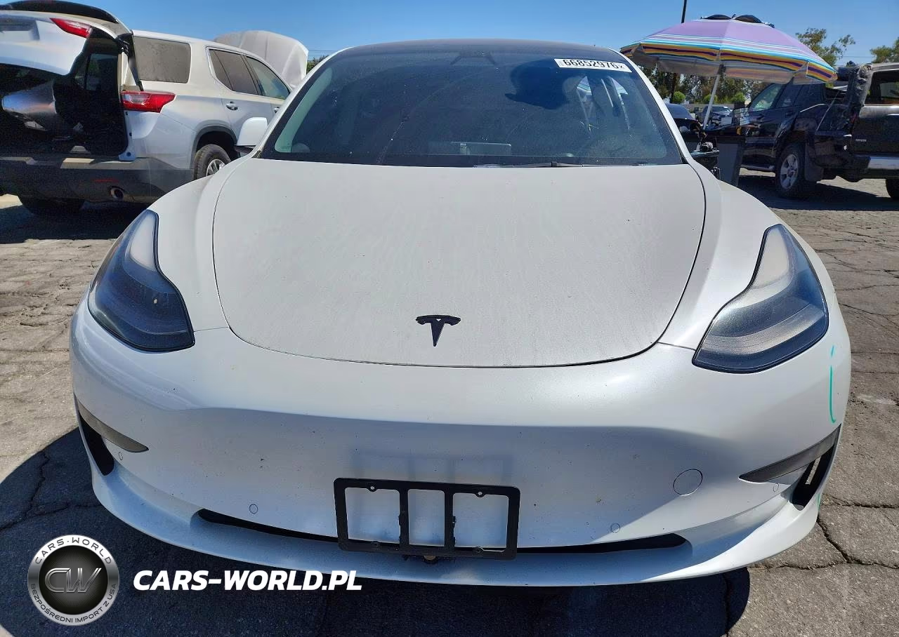 2022 Tesla Model 3 VIN:5YJ3E1EB4NF132752 - 5