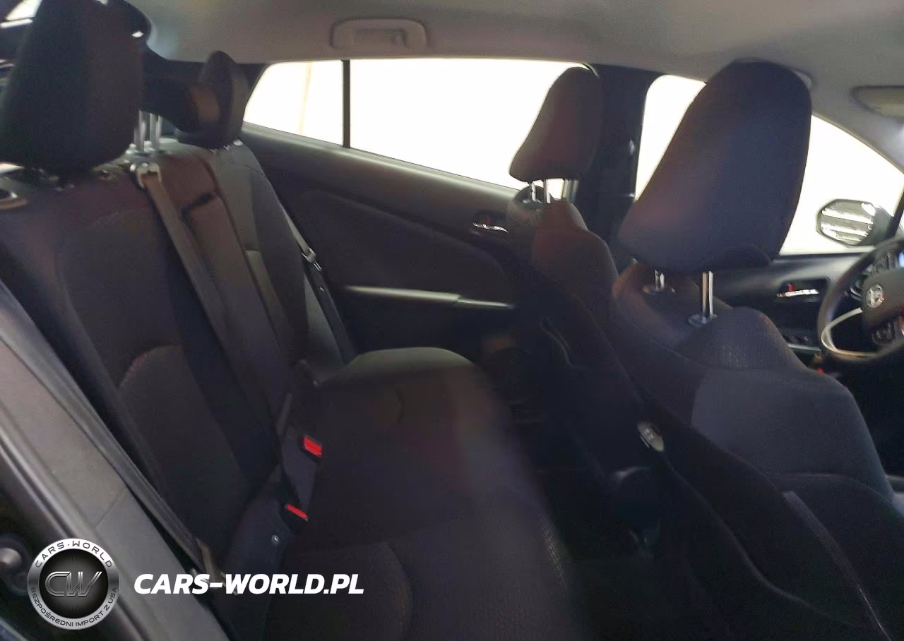 2022 Toyota Prius Le VIN:JTDKAMFU6N3182283 - 10