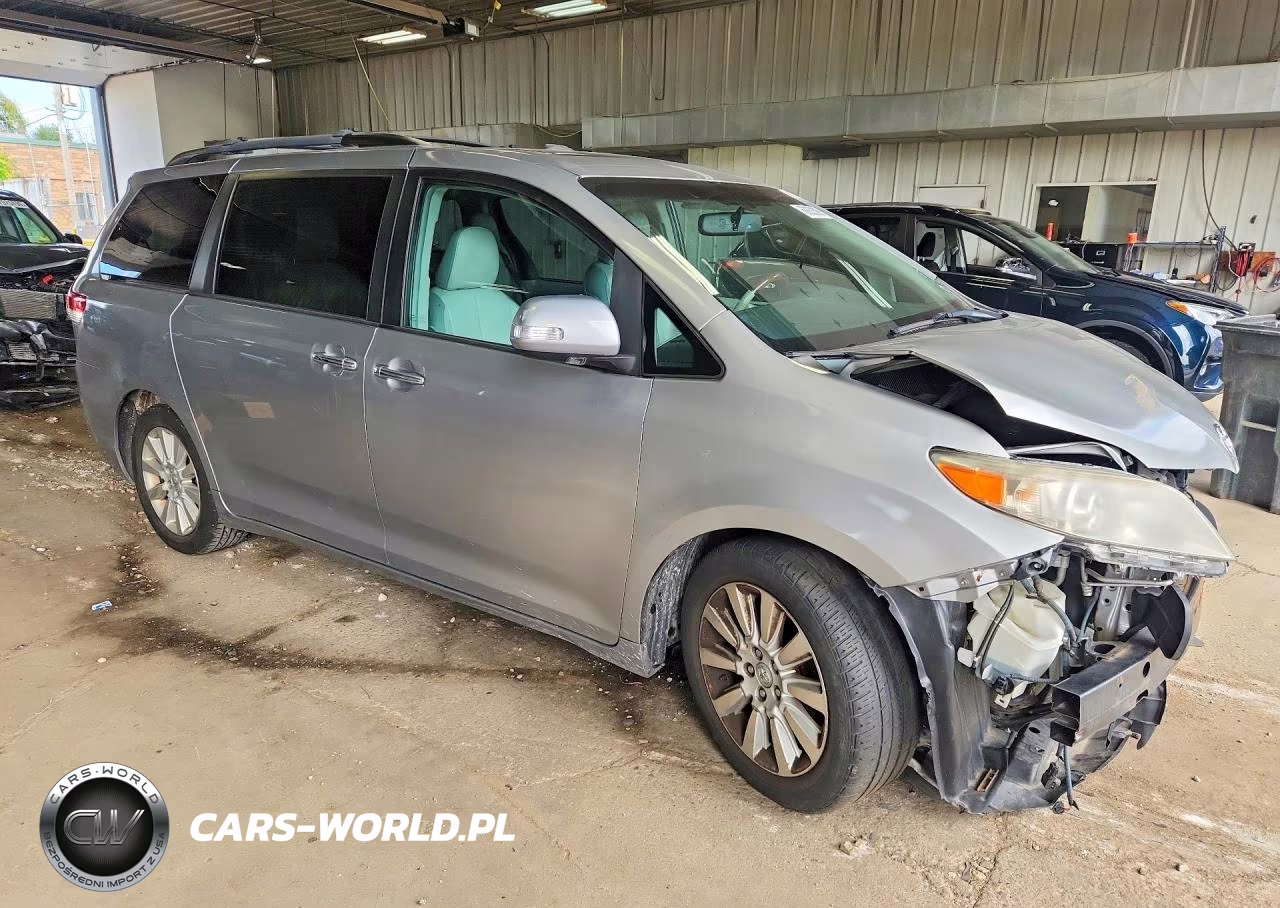 2014 Toyota Sienna Limited 7-Passenger VIN:5TDYK3DC0ES442851 - 4