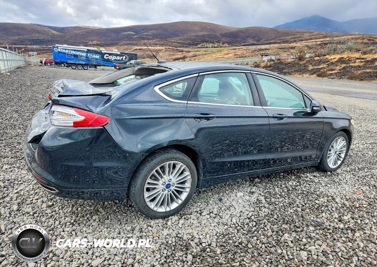 2014 Ford Fusion Se VIN:3FA6P0H9XER380745 - 3