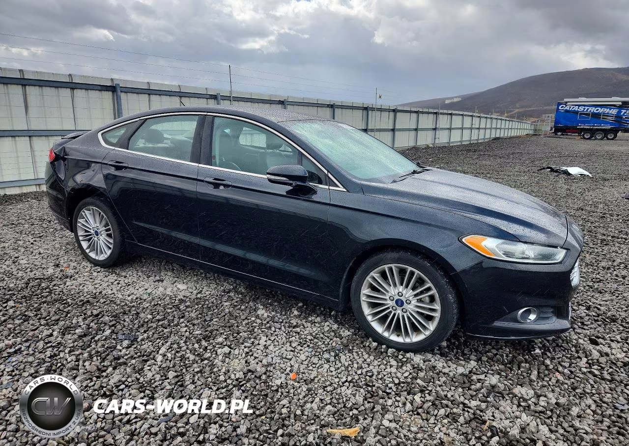 2014 Ford Fusion Se VIN:3FA6P0H9XER380745 - 4