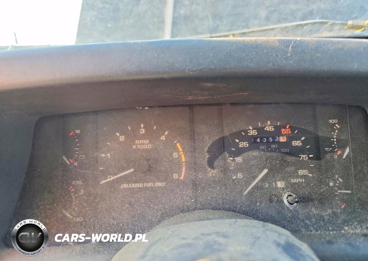 1989 Ford Mustang Gt VIN:1FABP45E2KF204269 - 9