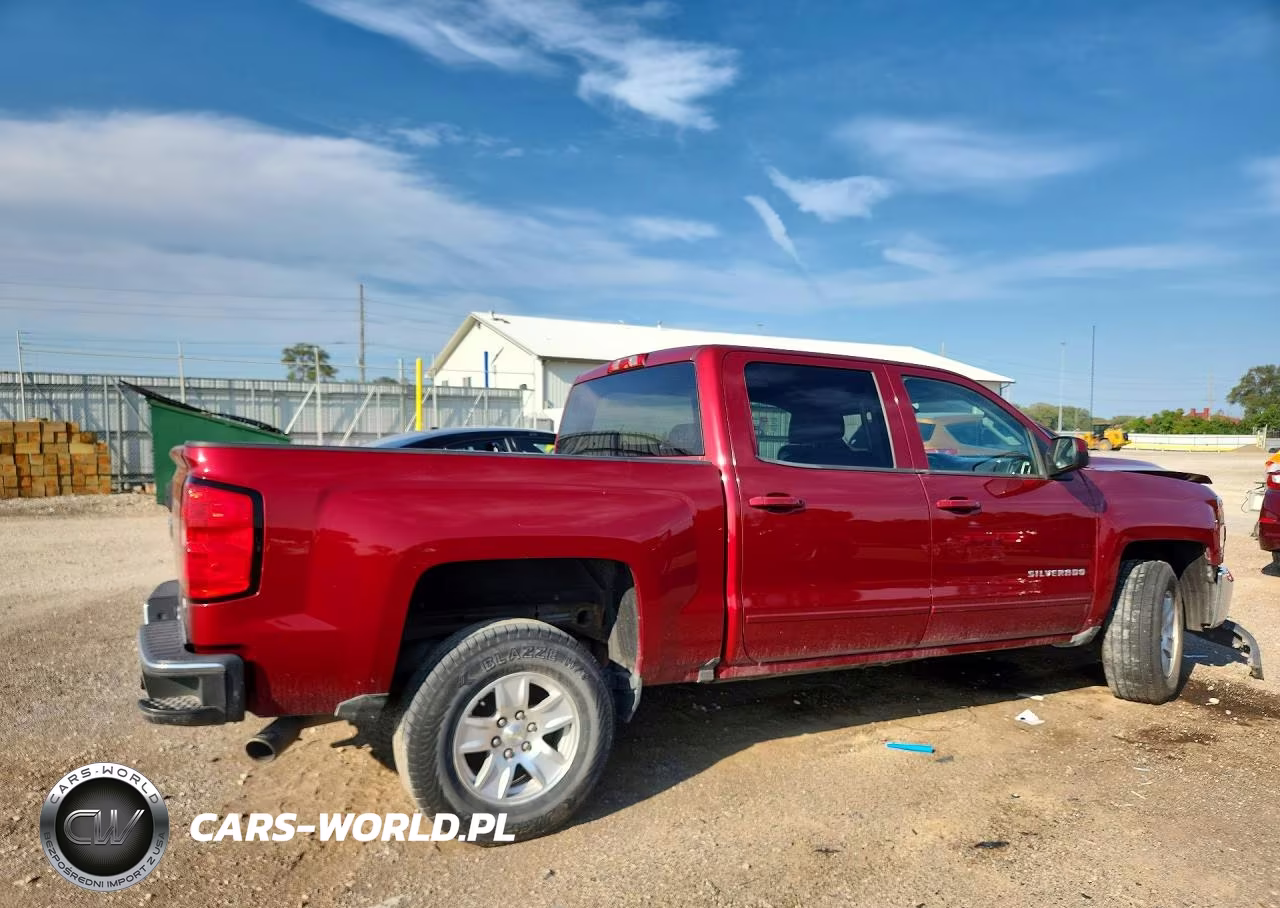 2018 Chevrolet Silverado C1500 Lt VIN:3GCPCREC2JG488698 - 3