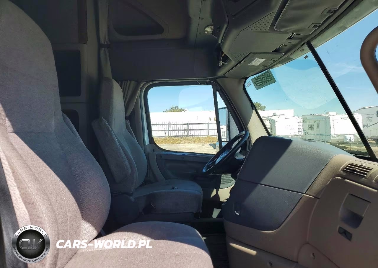 2014 Freightliner Cascadia 125 VIN:3AKJGLD52ESFV9322 - 14