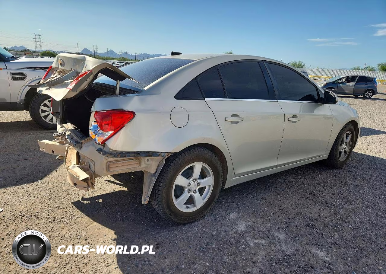 2013 Chevrolet Cruze Lt VIN:1G1PC5SB5D7111392 - 3