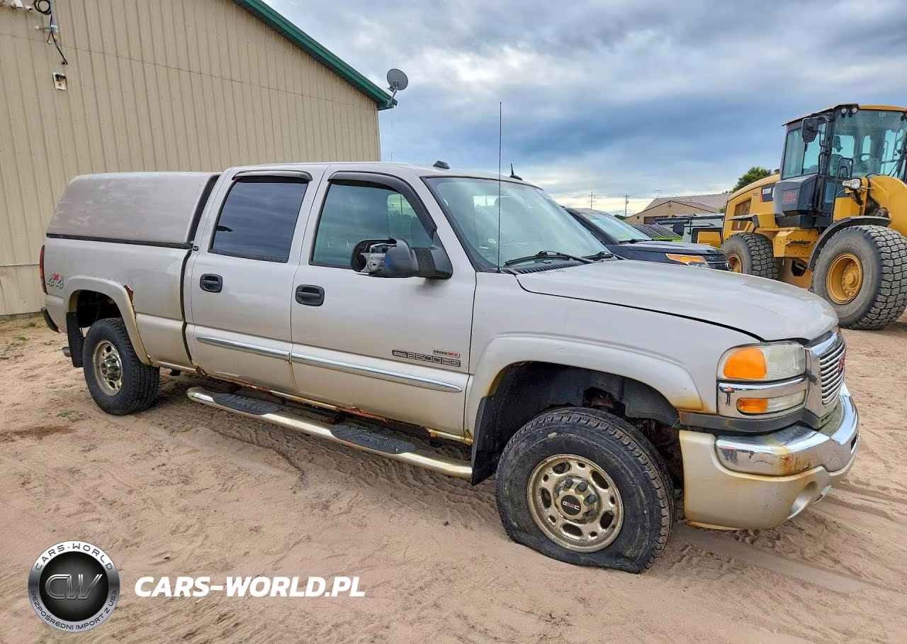 2005 GMC Sierra K2500 Heavy Duty VIN:1GTHK23225F930668 - 4