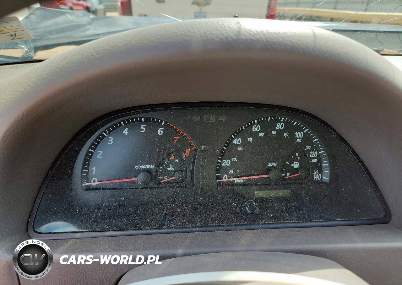 2002 Toyota Camry Le VIN:JTDBE32K020115520 - 9