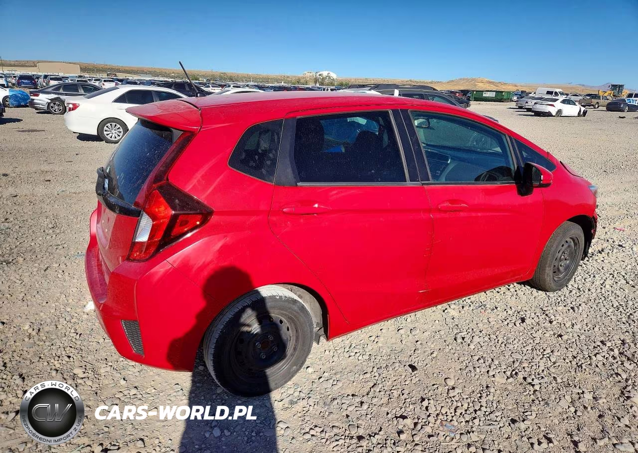 2015 Honda Fit Lx VIN:3HGGK5H54FM737067 - 3