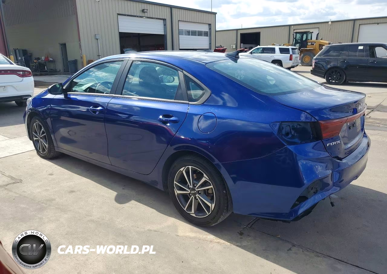 2023 Kia Forte Lxs VIN:3KPF24AD6PE585956 - 2