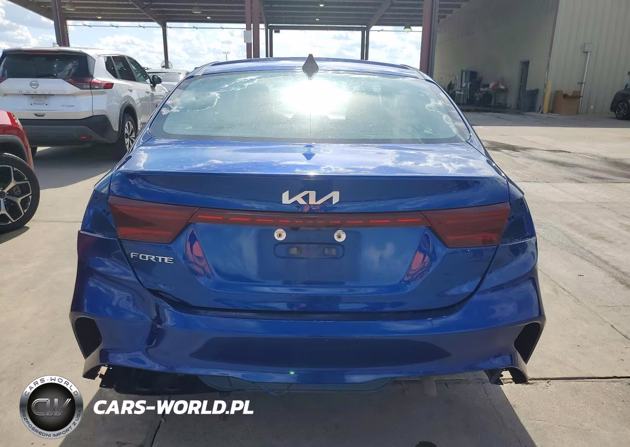2023 Kia Forte Lxs VIN:3KPF24AD6PE585956 - 6