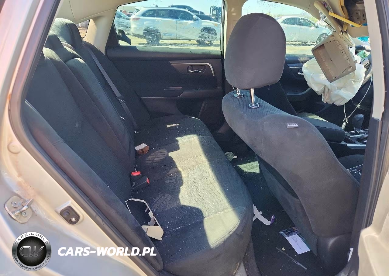 2015 Nissan Altima 2.5 S VIN:1N4AL3AP5FN307903 - 10