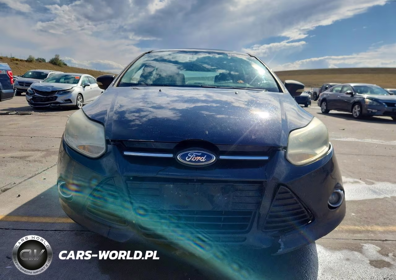 2012 Ford Focus Se VIN:1FAHP3K22CL173140 - 5