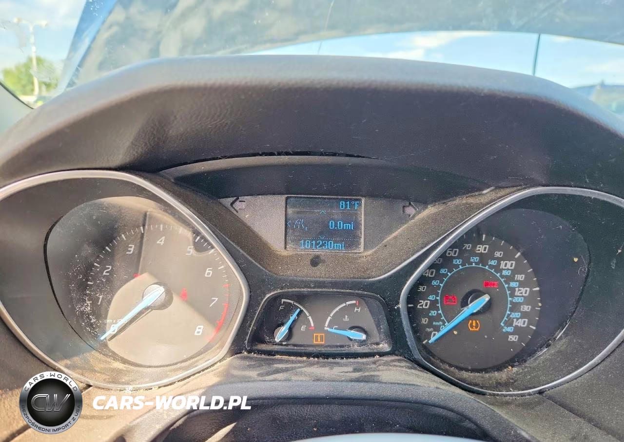 2012 Ford Focus Se VIN:1FAHP3K22CL173140 - 9