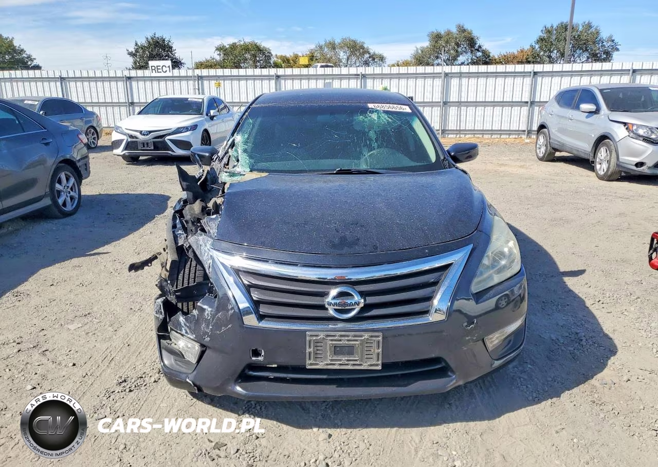 2014 Nissan Altima 2.5 VIN:1N4AL3AP2EN208762 - 5