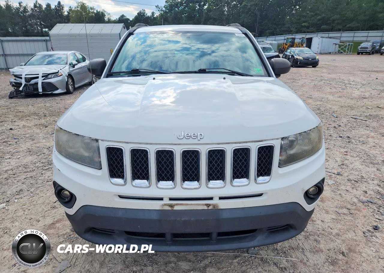 2014 Jeep Compass Sport VIN:1C4NJCBA7ED743006 - 5