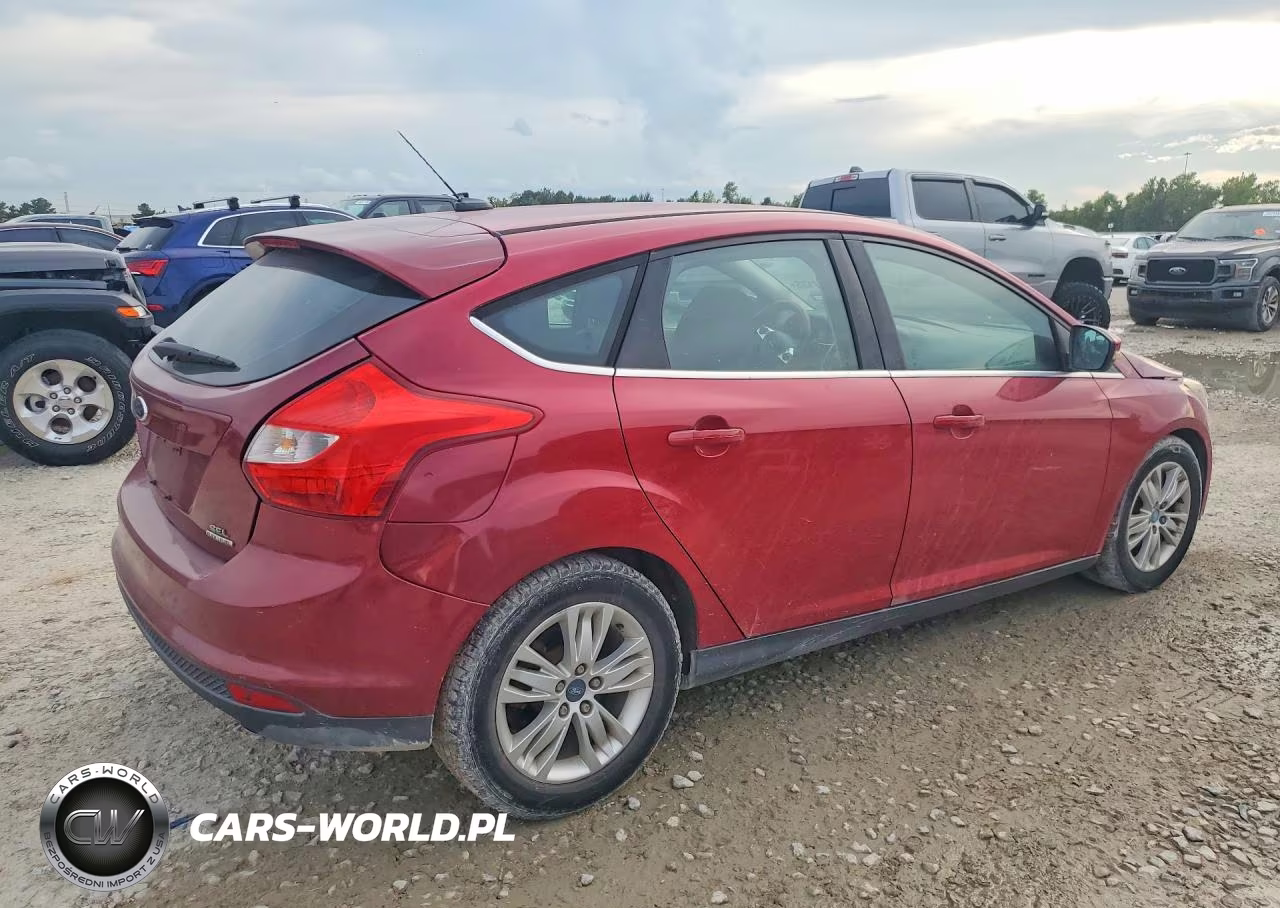 2012 Ford Focus Sel VIN:1FAHP3M20CL466290 - 3
