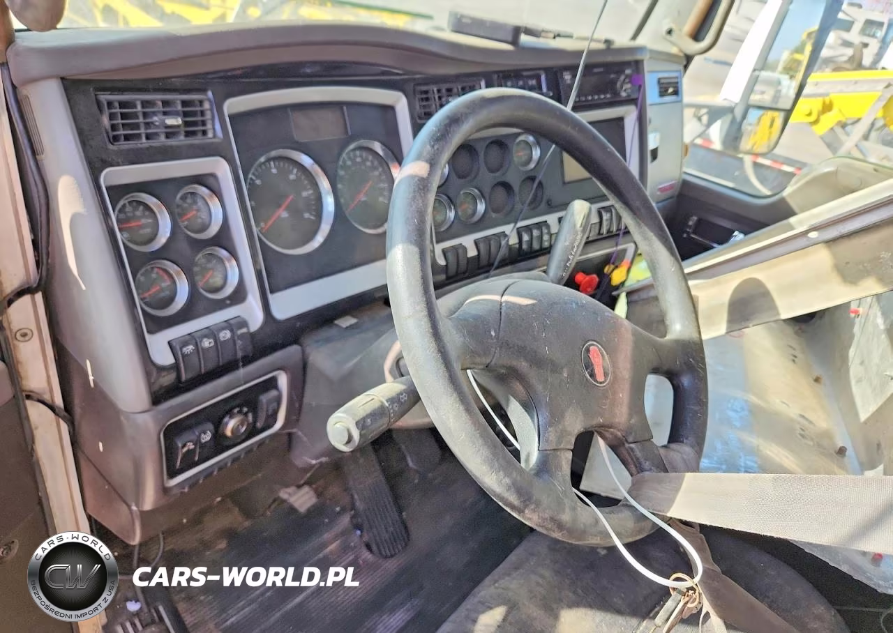2015 Kenworth Construction T660 VIN:1NKAD39X0FJ455863 - 8