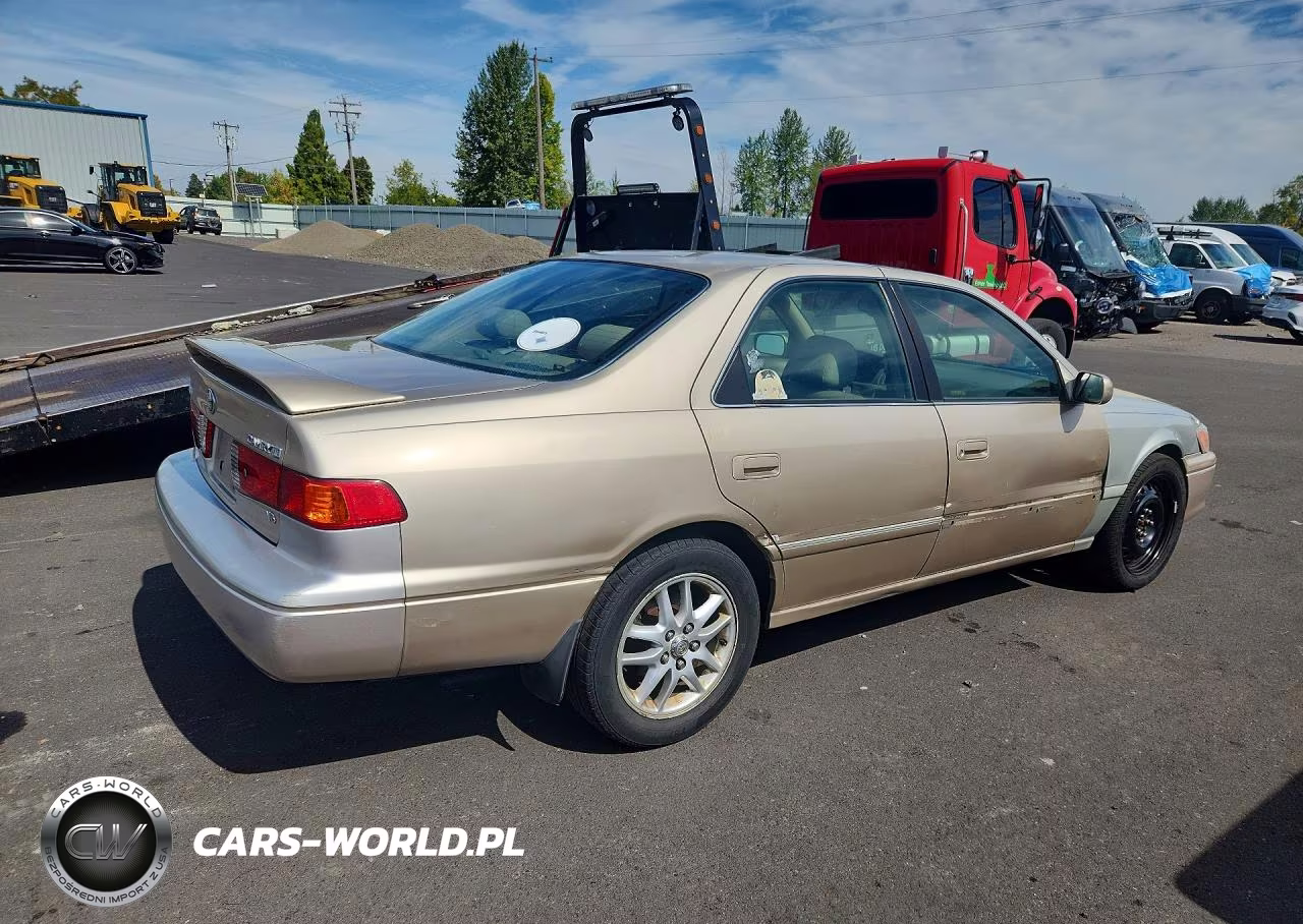 2001 Toyota Camry Xle V6 VIN:JT2BF28K510311927 - 3