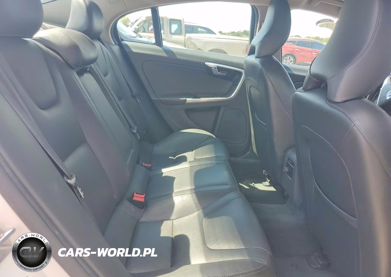 2016 Volvo S60 Premier VIN:YV126MFK3G2411828 - 10