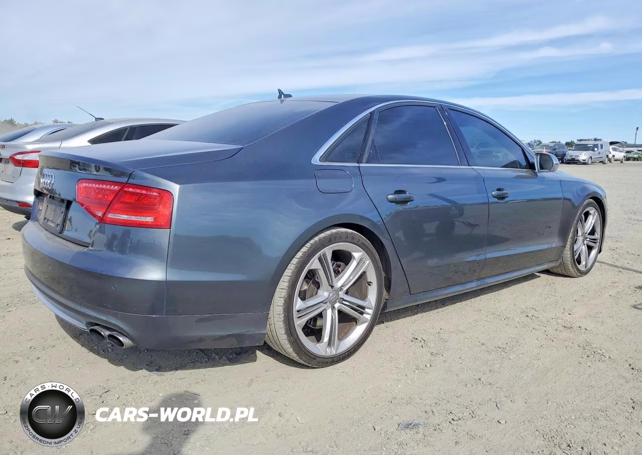 2013 Audi S8 Quattro VIN:WAUD2AFD3DN015495 - 3