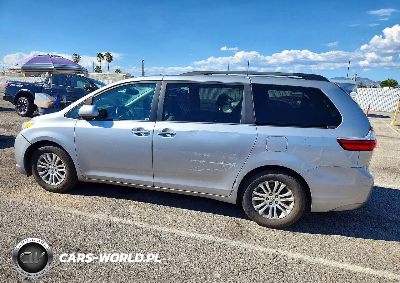 2016 Toyota Sienna Xle 8-Passenger VIN:5TDYK3DC4GS742198 - 2
