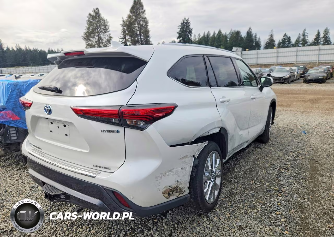 2023 Toyota Highlander Hybrid Limited VIN:5TDXBRCH9PS119896 - 3