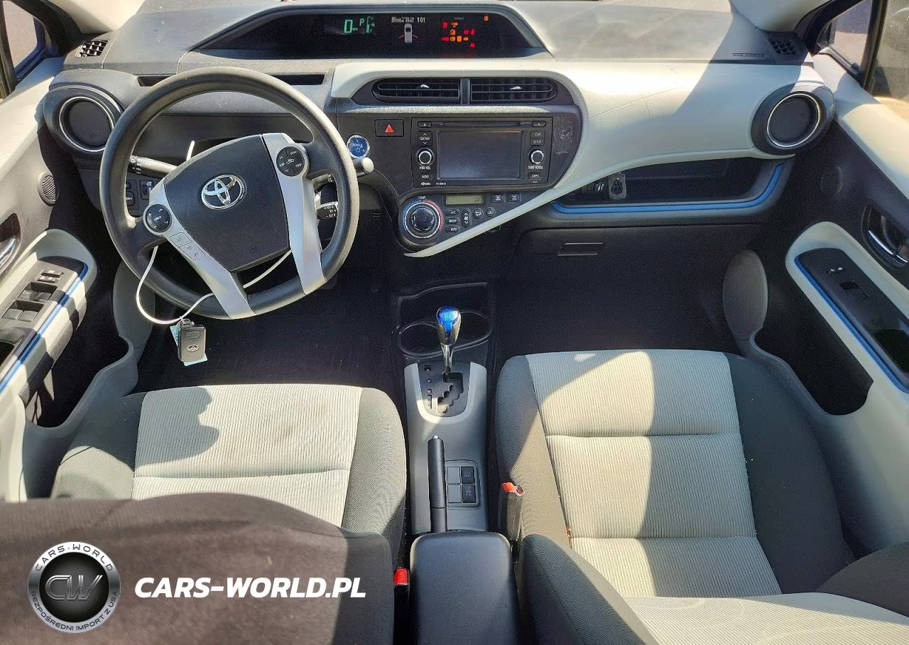 2012 Toyota Prius C Three VIN:JTDKDTB37C1017835 - 8