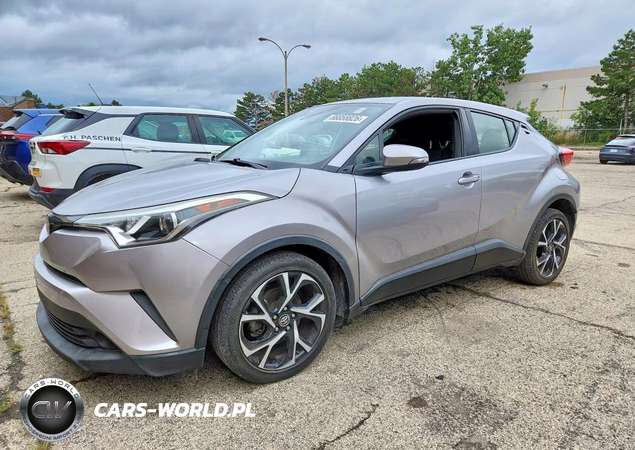 2019 Toyota C-Hr Le – zdjęcie 1 z 13