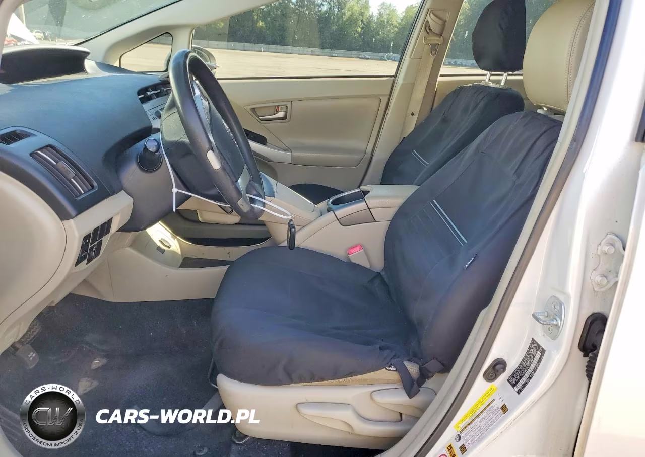2012 Toyota Prius Two VIN:JTDKN3DU6C5466984 - 7