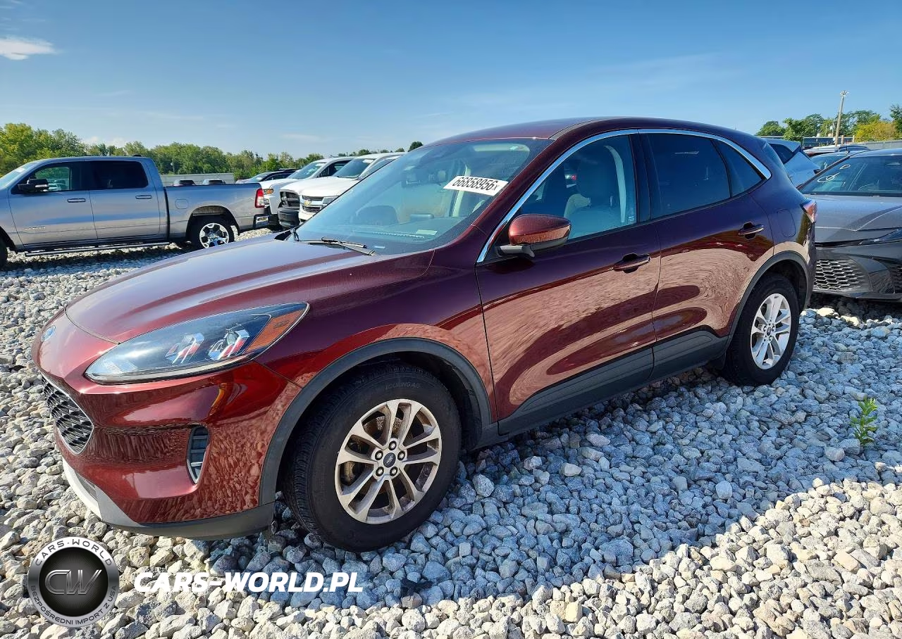2021 Ford Escape Se
