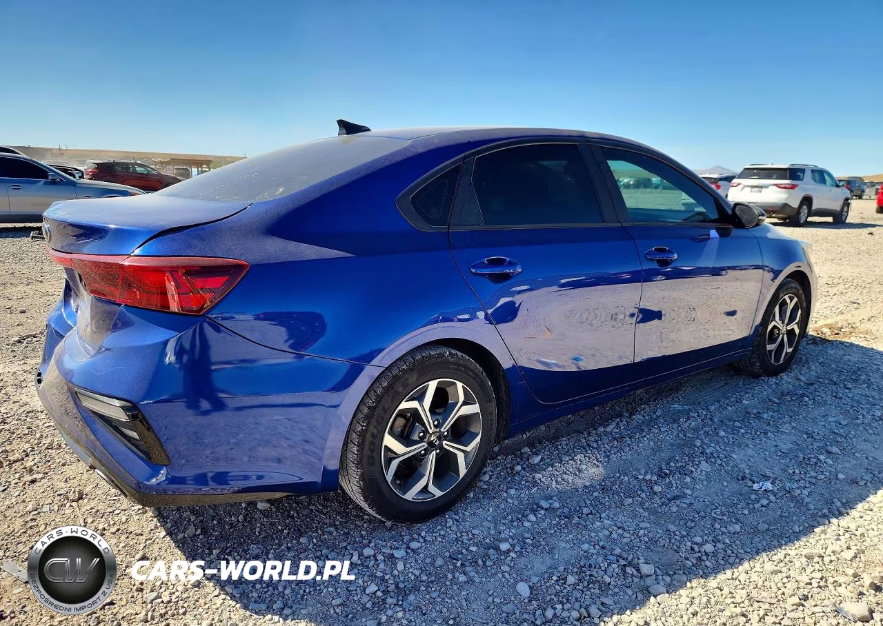 2020 Kia Forte Lxs VIN:3KPF24AD0LE204824 - 3