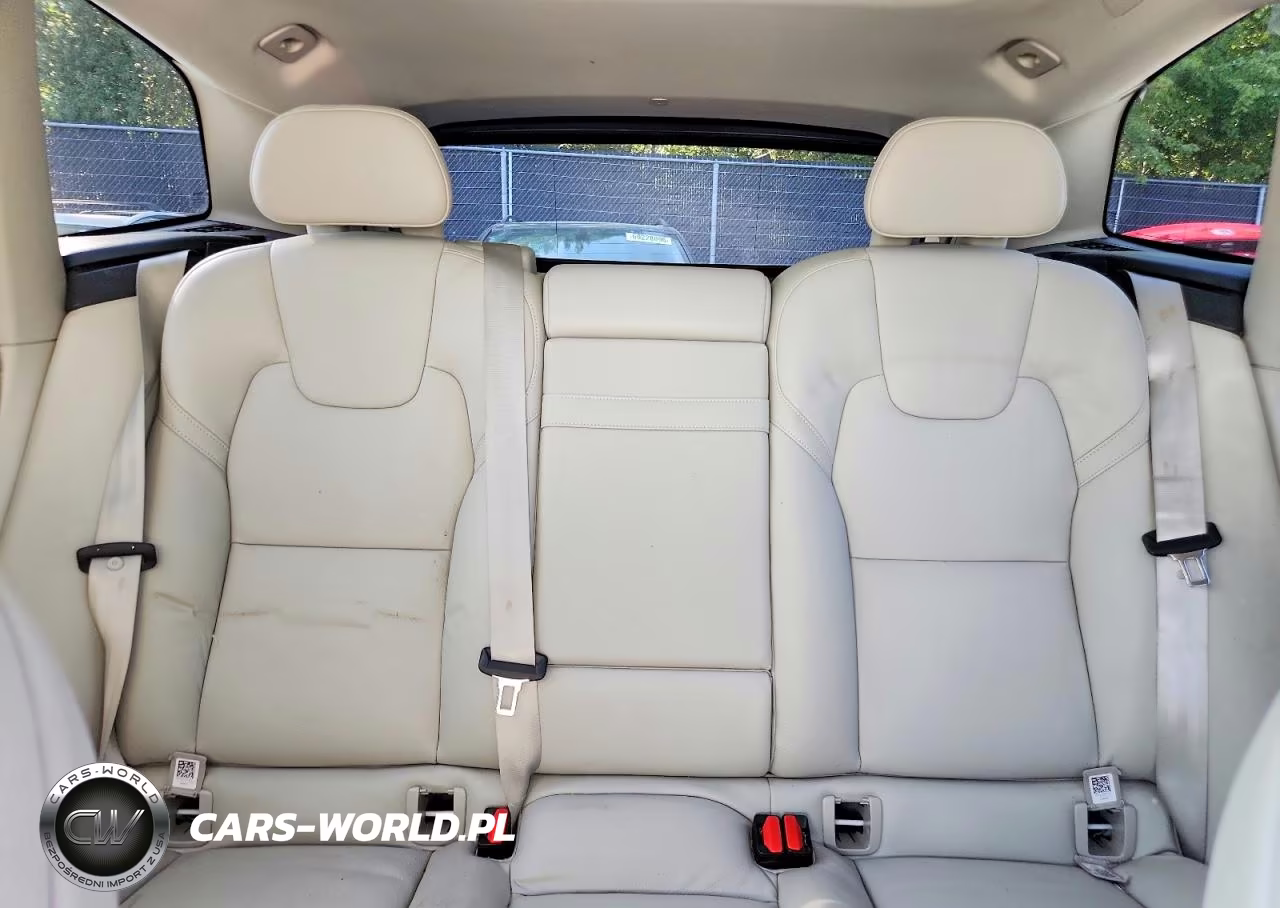 2018 Volvo Xc60 T8 Inscription VIN:YV4BR0DL5J1018666 - 10