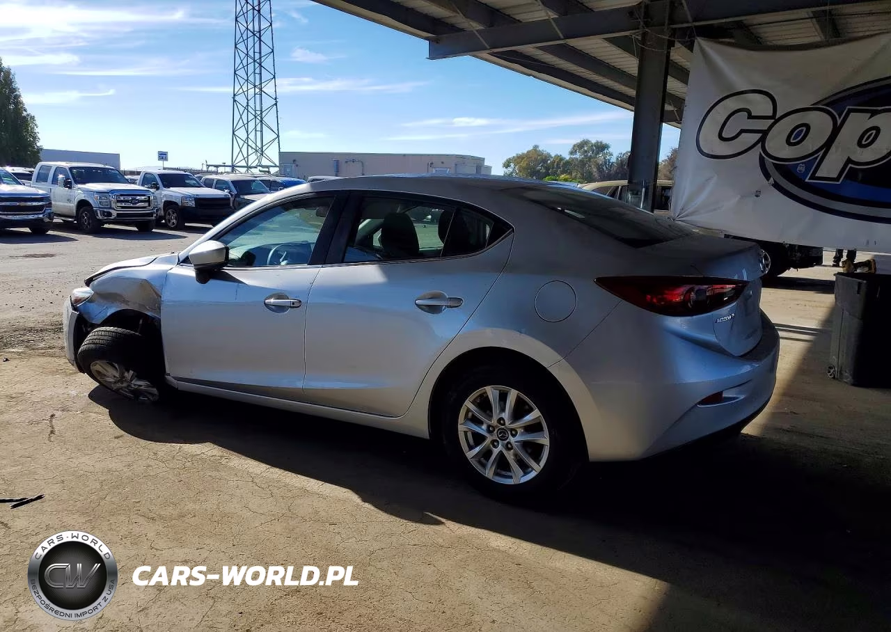 2018 Mazda 3 Sport VIN:3MZBN1U78JM260276 - 2