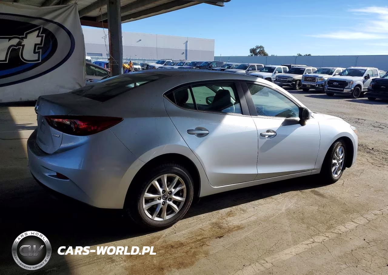 2018 Mazda 3 Sport VIN:3MZBN1U78JM260276 - 3