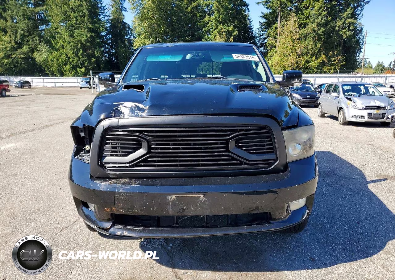 2012 Dodge Ram 1500 Sport VIN:1C6RD7MT2CS338329 - 5