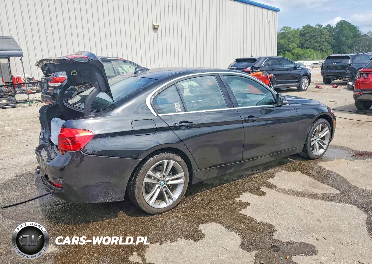 2018 BMW 330 Xi VIN:WBA8D9G58JNU72705 - 3