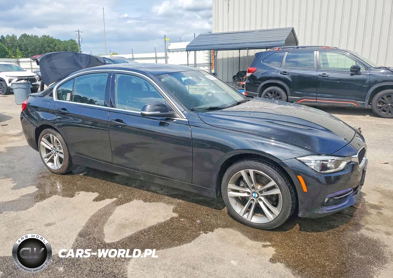 2018 BMW 330 Xi VIN:WBA8D9G58JNU72705 - 4