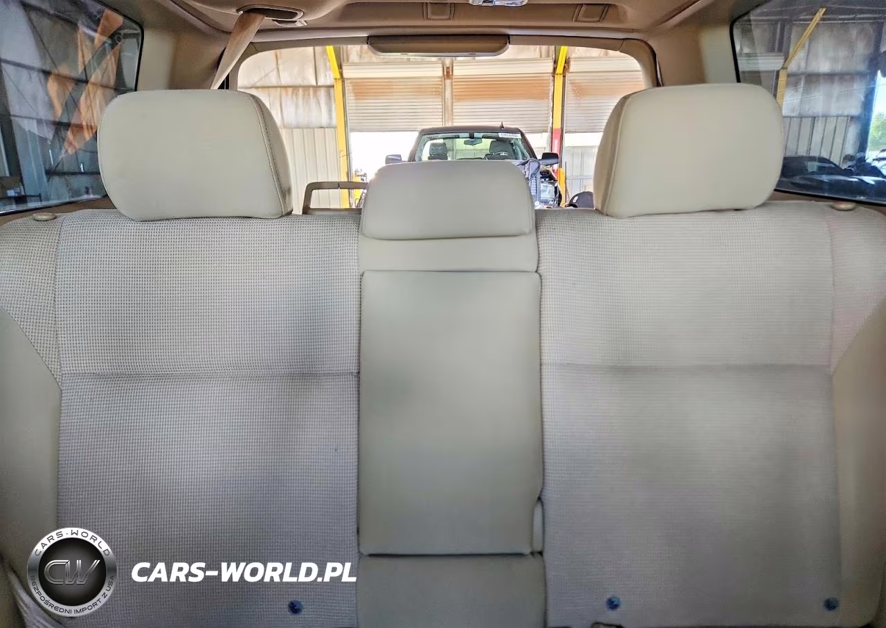 2007 Subaru Forester 2.5X Premium VIN:JF1SG65657H747079 - 10