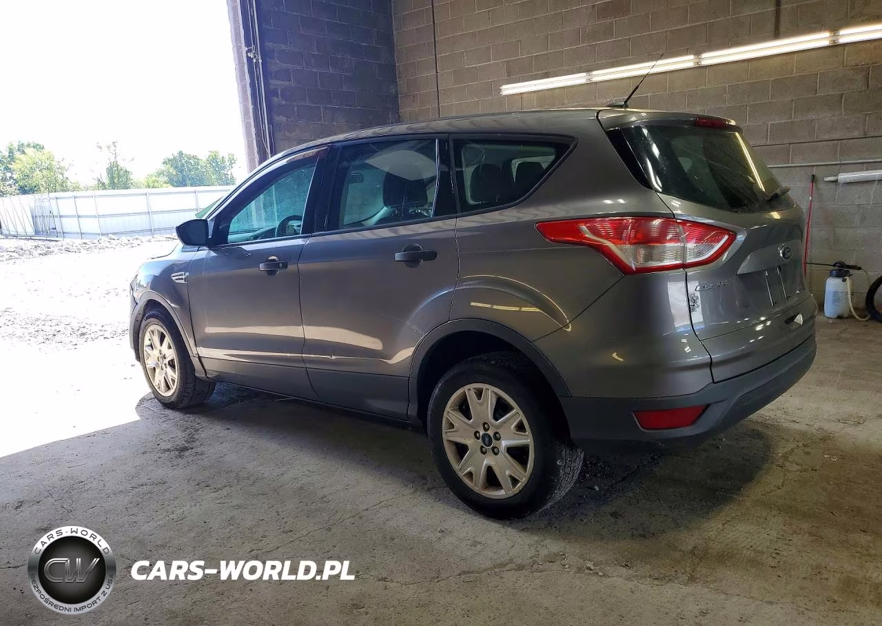 2013 Ford Escape S VIN:1FMCU0F7XDUA52235 - 2