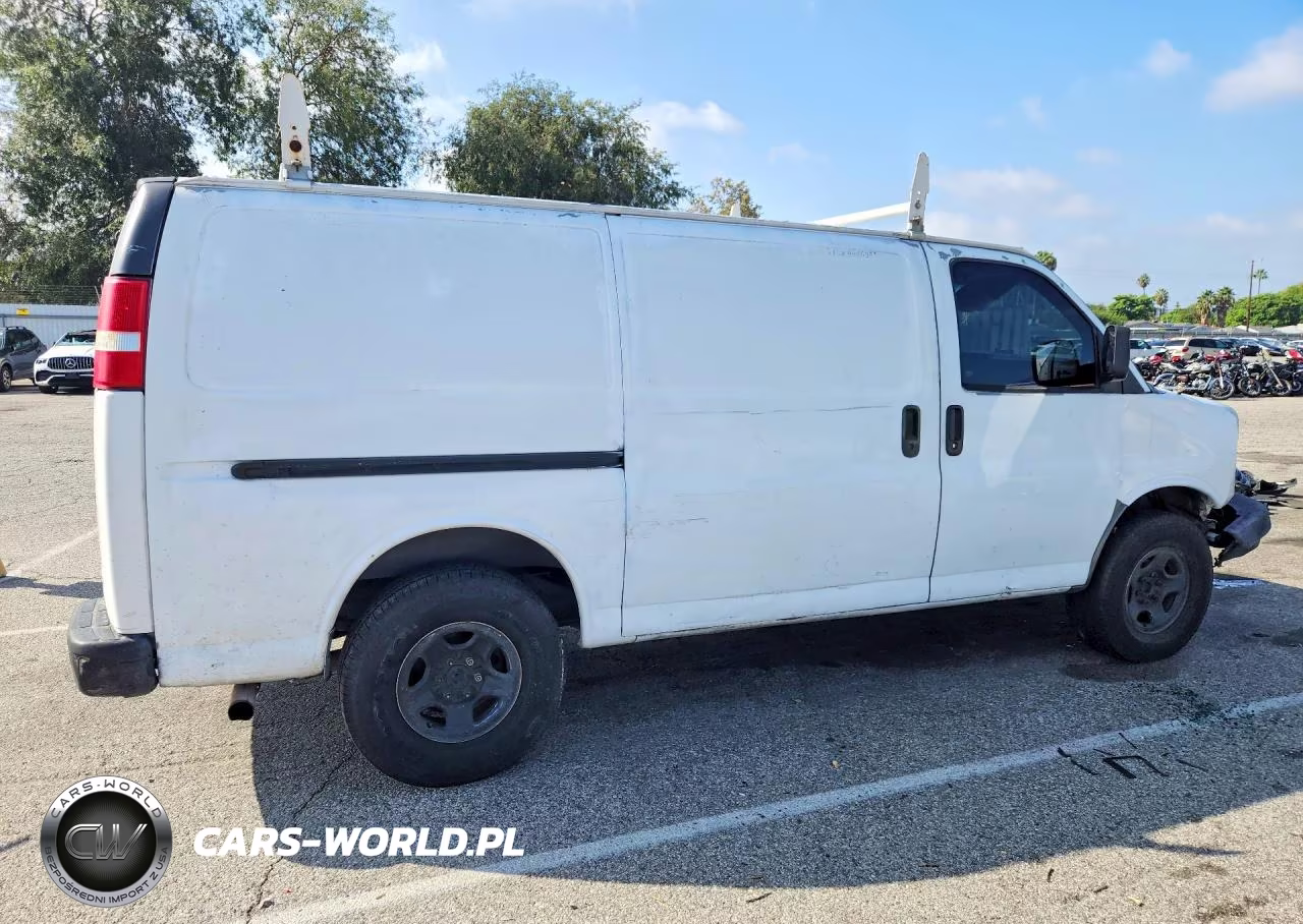 2003 Chevrolet Express 1500 Delivery Van VIN:1GCFG15X231174958 - 3
