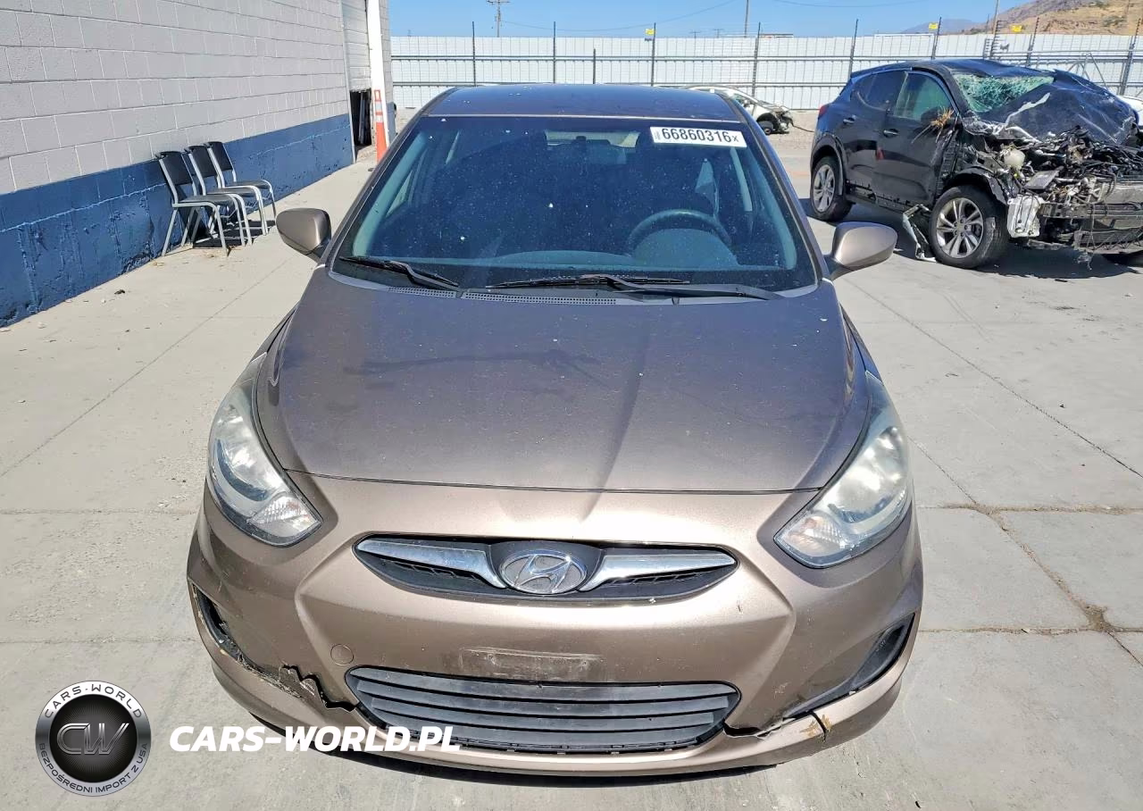 2012 Hyundai Accent Gs VIN:KMHCT5AE2CU043825 - 5