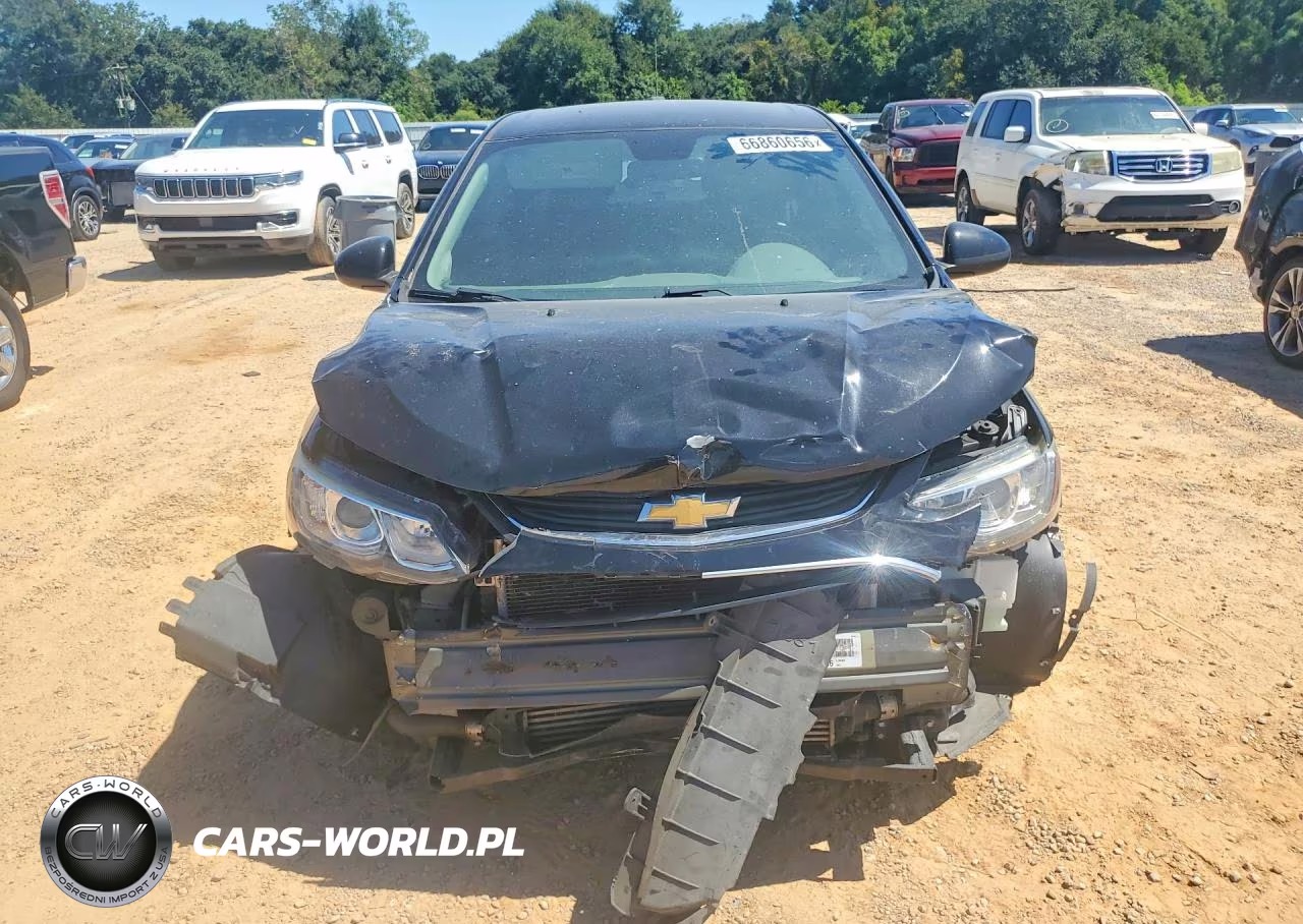 2019 Chevrolet Sonic Premier VIN:1G1JF5SB5K4122744 - 5