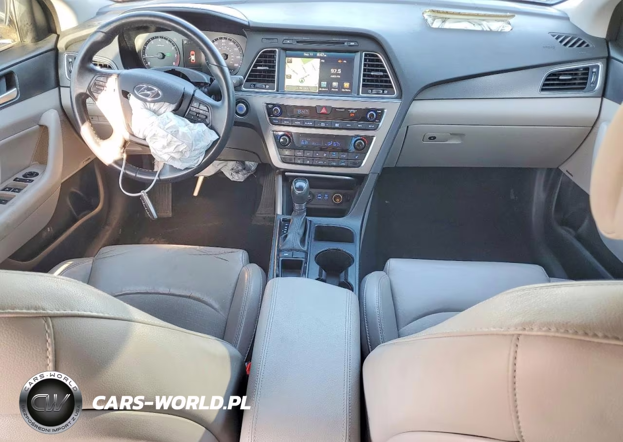 2015 Hyundai Sonata Sport VIN:5NPE34AF3FH110561 - 8