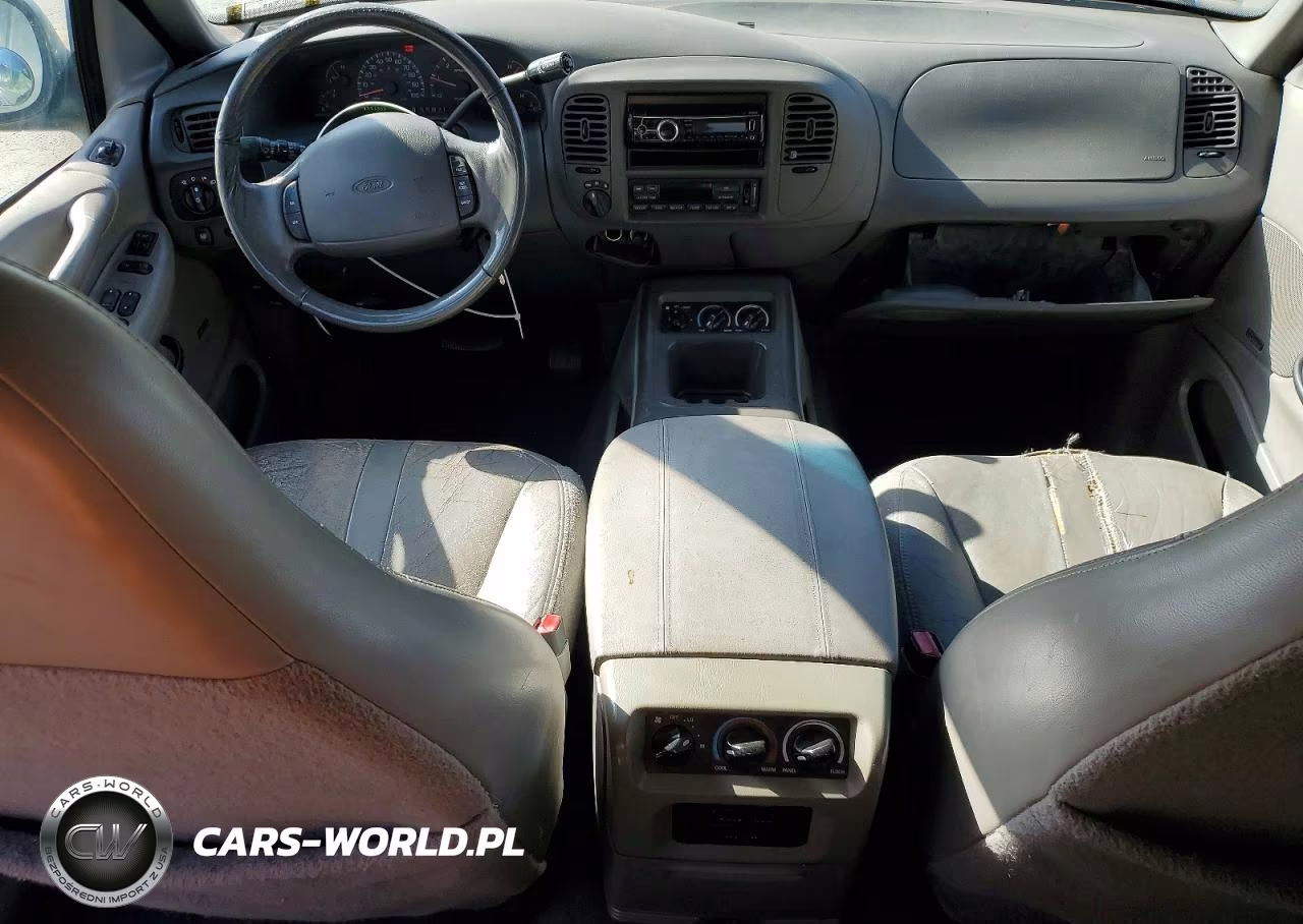 2000 Ford Expedition Eddie Bauer VIN:1FMPU18L8YLA61089 - 8