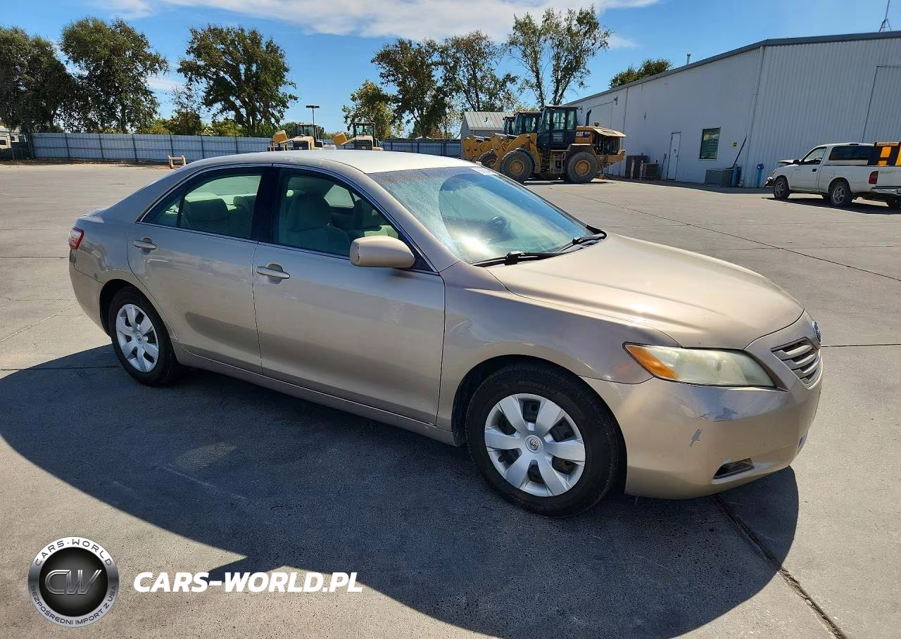 2007 Toyota Camry Le VIN:4T1BE46K27U116602 - 4